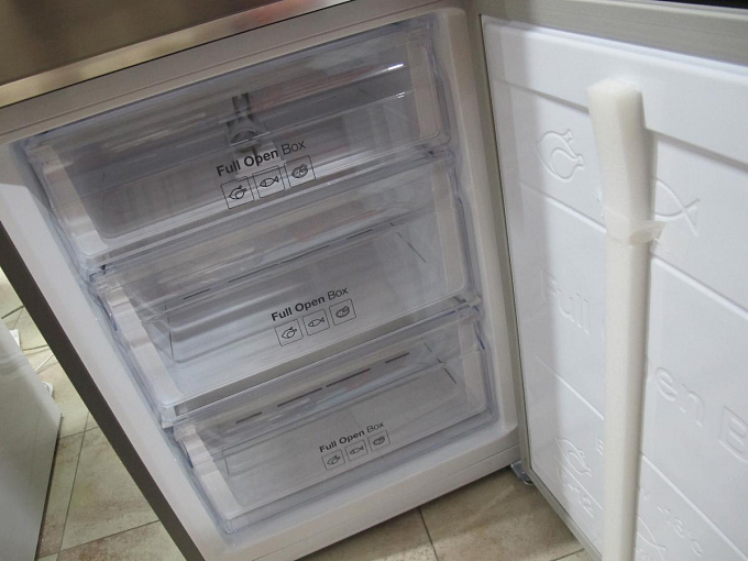Rb30a32n0ww. Холодильник Samsung rb30a30n0sa. Холодильник Samsung rb38a7b62a в упаковке. Rb30a32n0sa холодильник Samsung Узбекистан. Samsung rb30a30n0sa серебристый.